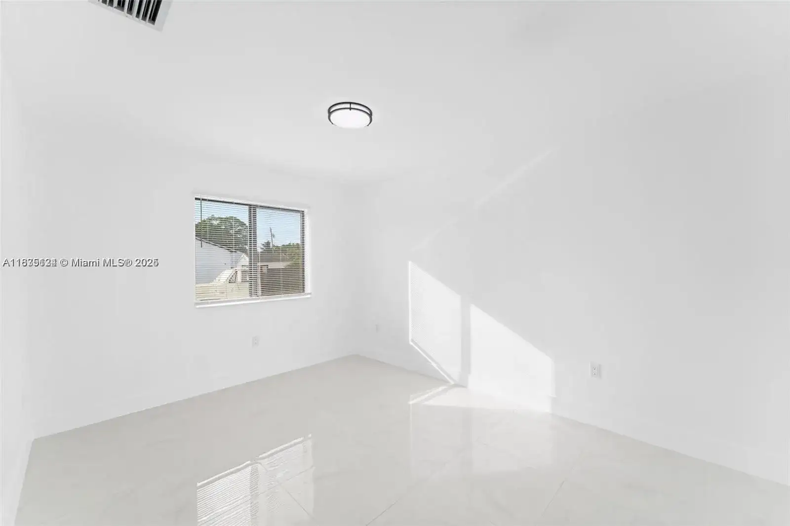 11997 SW 218th St # 1, Miami FL 33170 photo 5