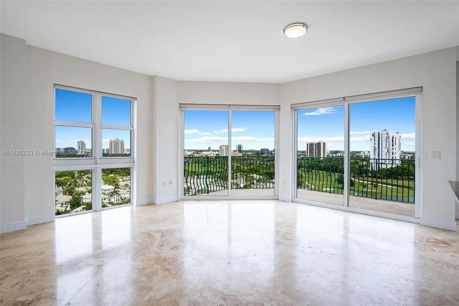 20000 E Country Club Dr, Aventura FL 33180 photo 5