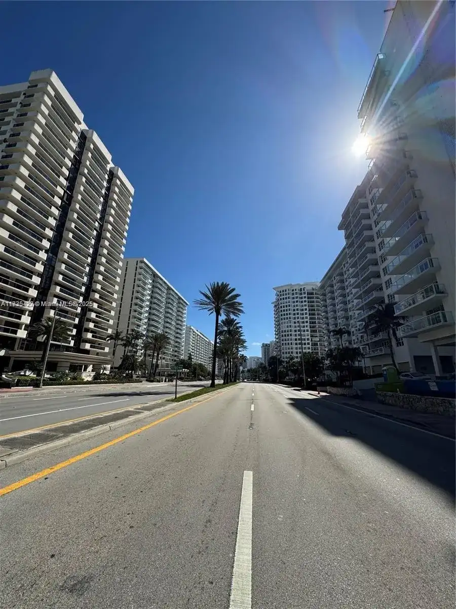 5750 Collins Ave # 4F, Miami Beach FL 33140 photo 5