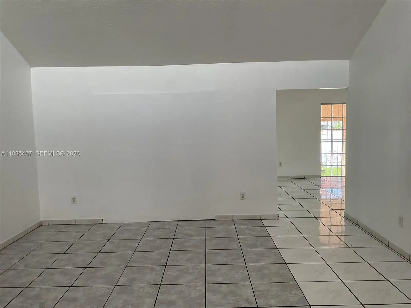 9000 SW 202nd Ter, Cutler Bay FL 33189 photo 4