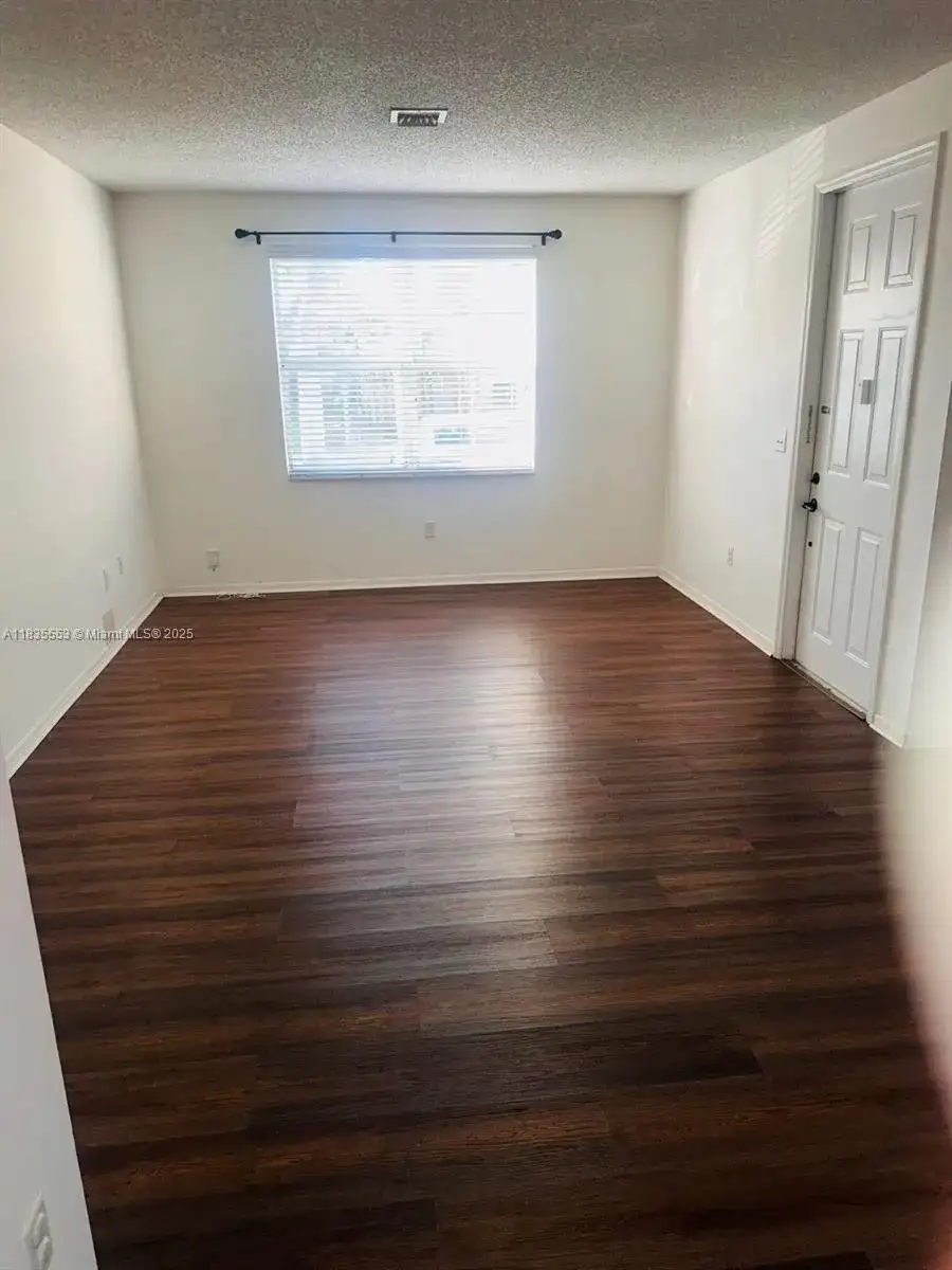 4256 NE 9th St # 4256, Homestead FL 33033 photo 3