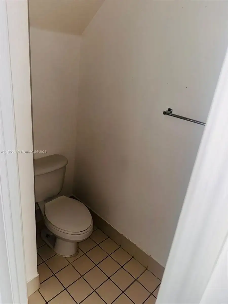4256 NE 9th St # 4256, Homestead FL 33033 photo 4