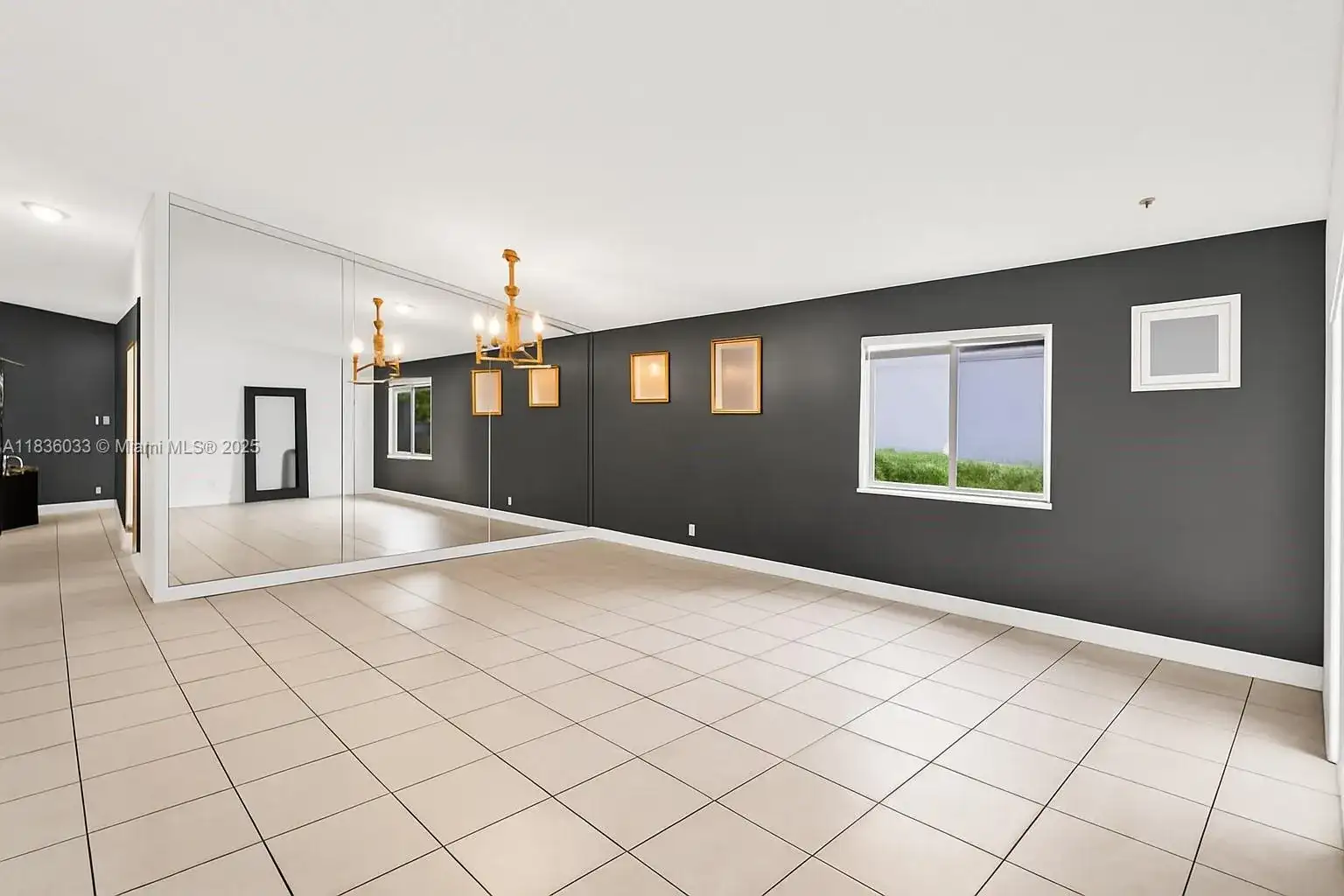 2472 SW 106th Ave, Miramar FL 33025 photo 3