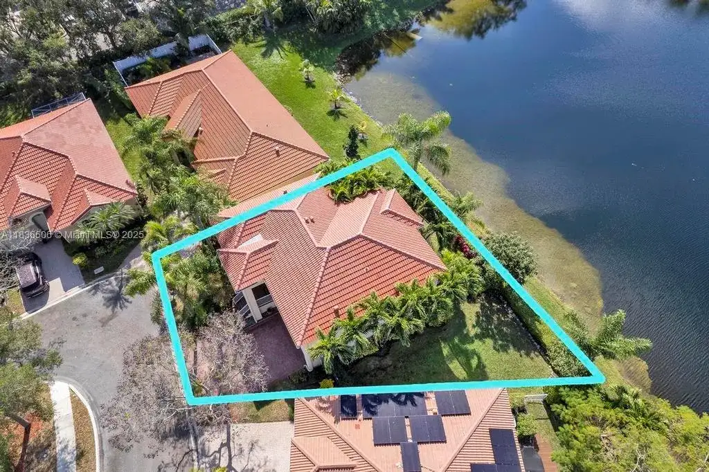 16226 Opal Creek Dr, Weston FL 33331 photo 2