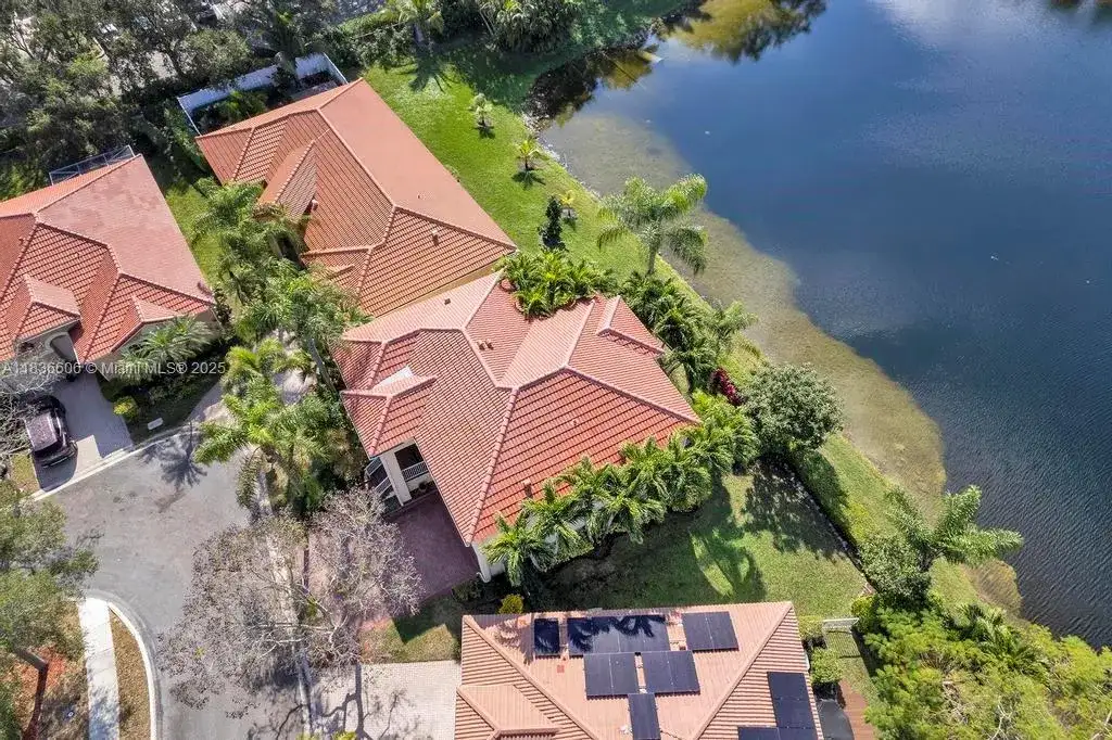 16226 Opal Creek Dr, Weston FL 33331 photo 4