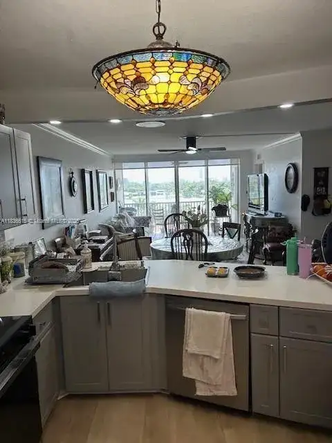 1780 NE 191st St # 2, Miami FL 33179 photo 5