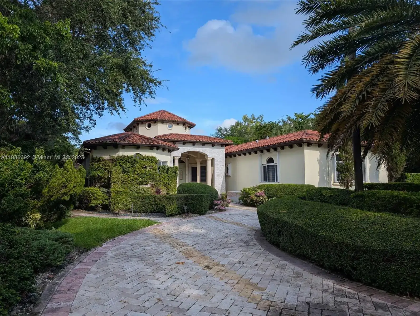 13400 SW 83rd Ave, Pinecrest FL 33156 photo 2