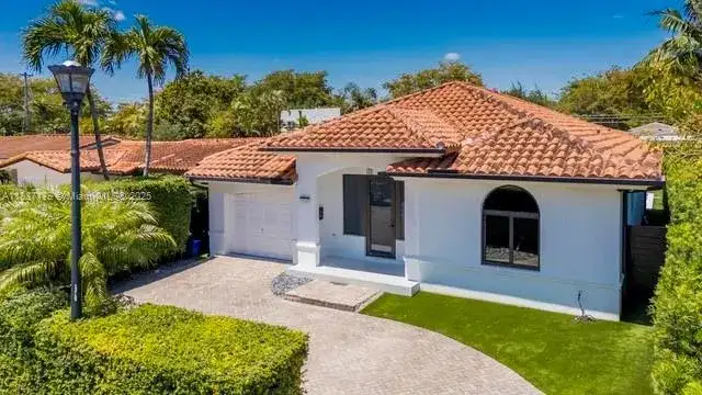 1543 Bird Rd, Coral Gables FL 33146 photo 2