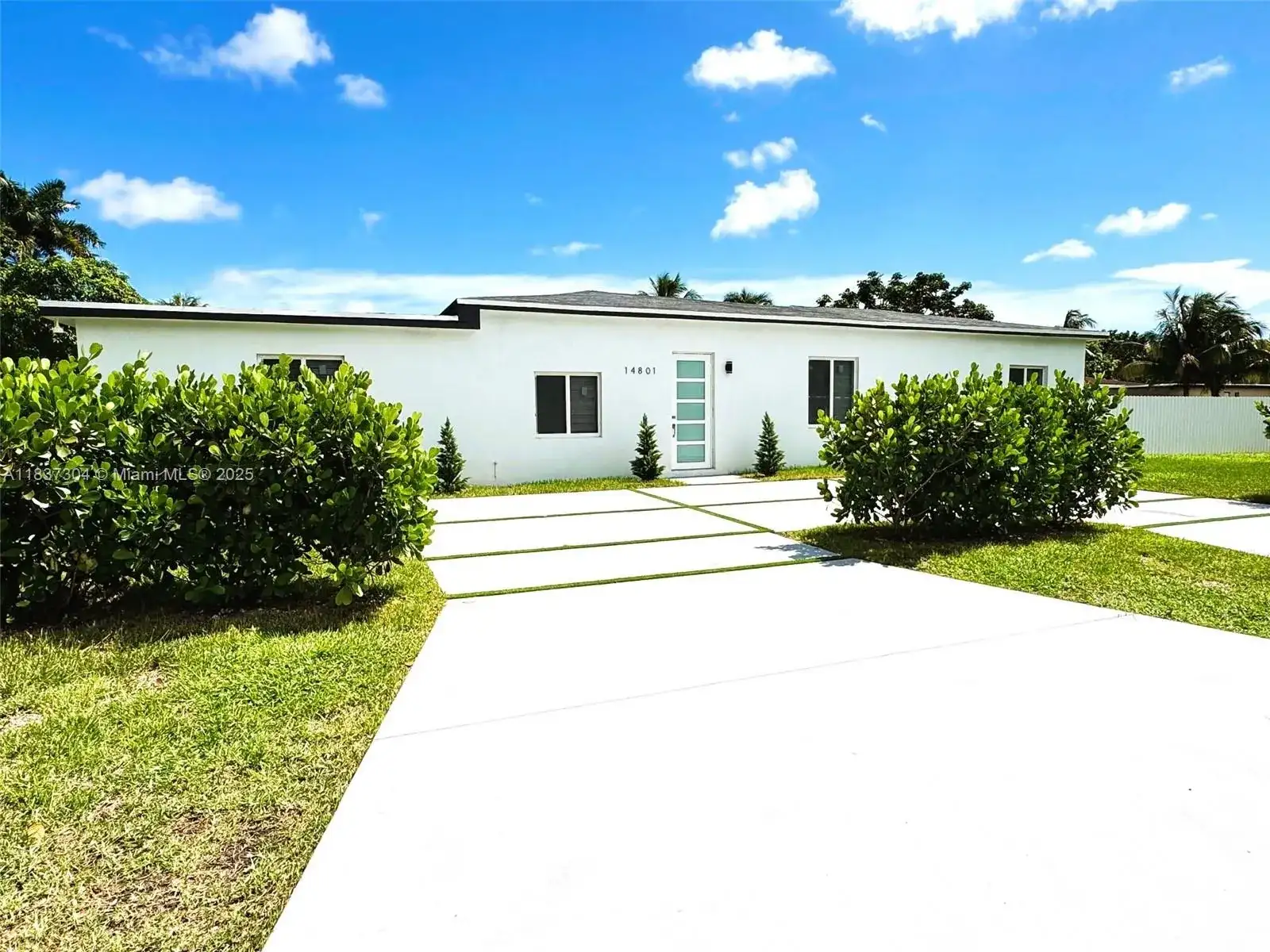 14801 NW 5th Ave, Miami FL 33168 photo 3