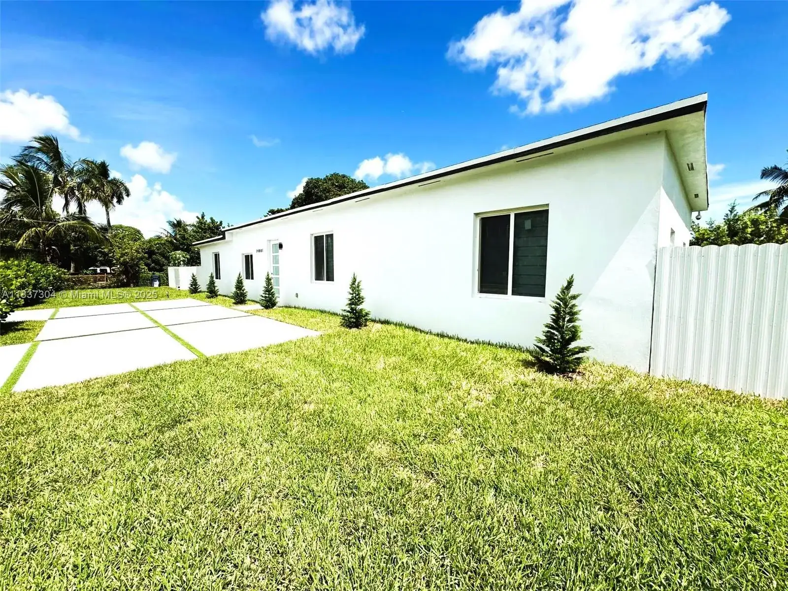 14801 NW 5th Ave, Miami FL 33168 photo 4