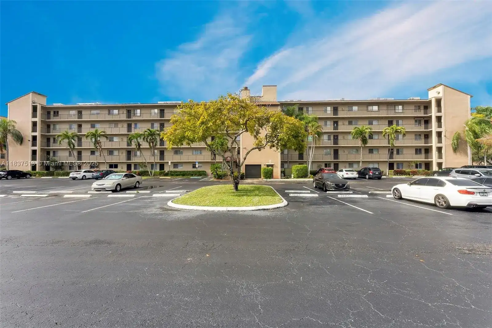7730 NW 50th St # 505, Lauderhill FL 33351 photo 2
