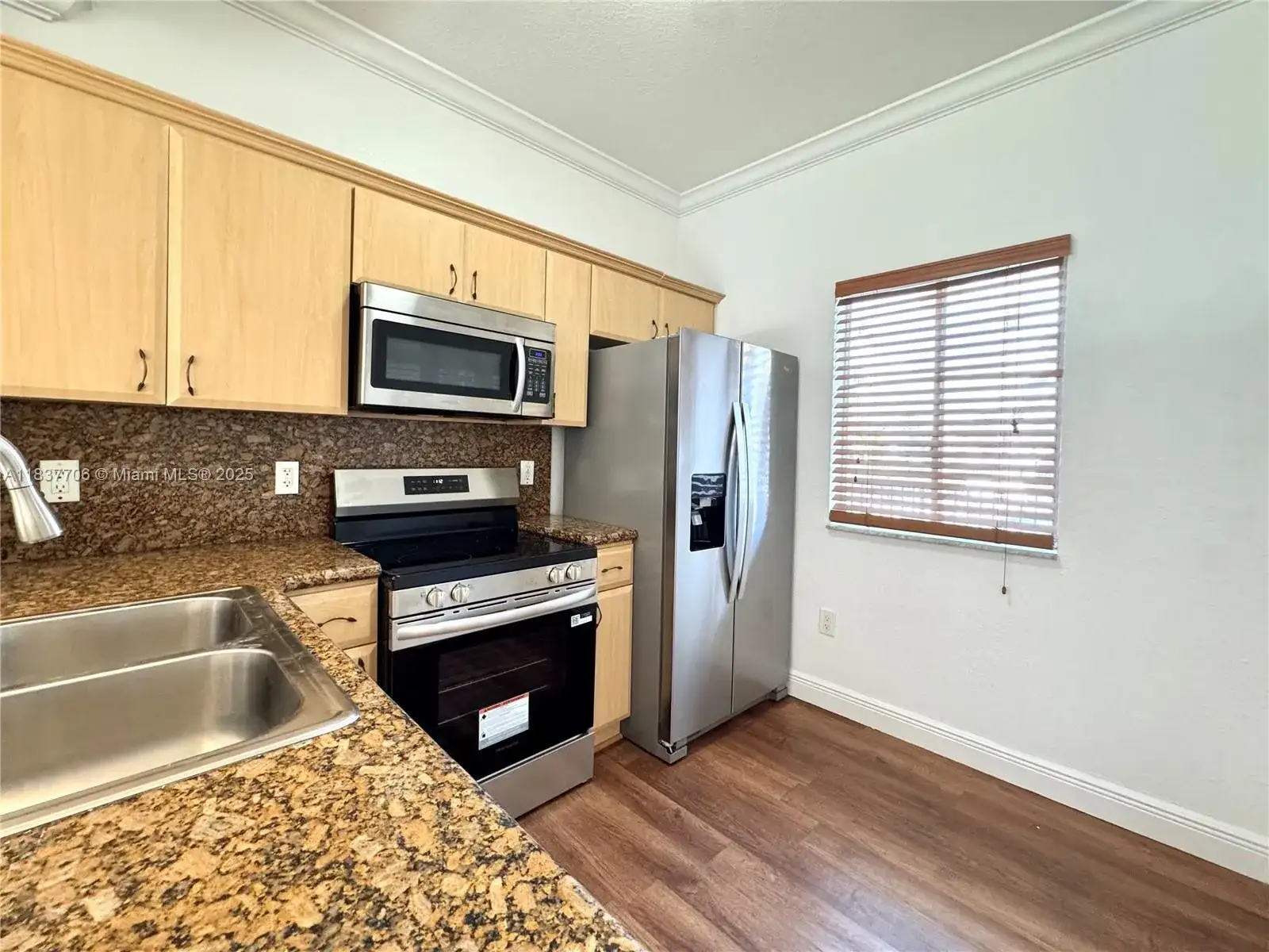 11667 NE 18th Dr # 11667, North Miami FL 33181 photo 3