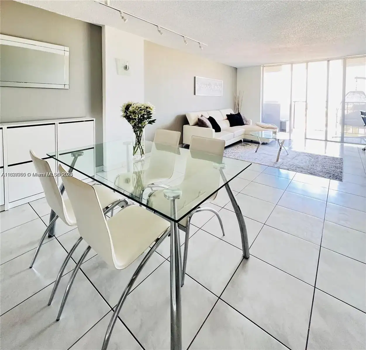 2780 NE 183rd St # 2015, Aventura FL 33160 photo 2