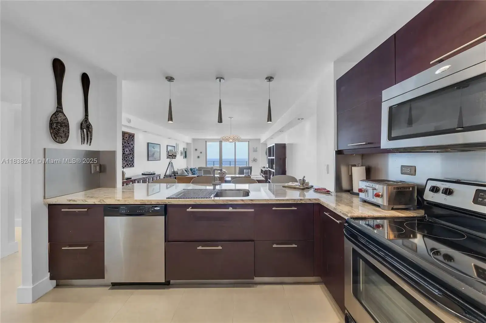 5555 Collins Ave # 6D, Miami Beach FL 33140 photo 5