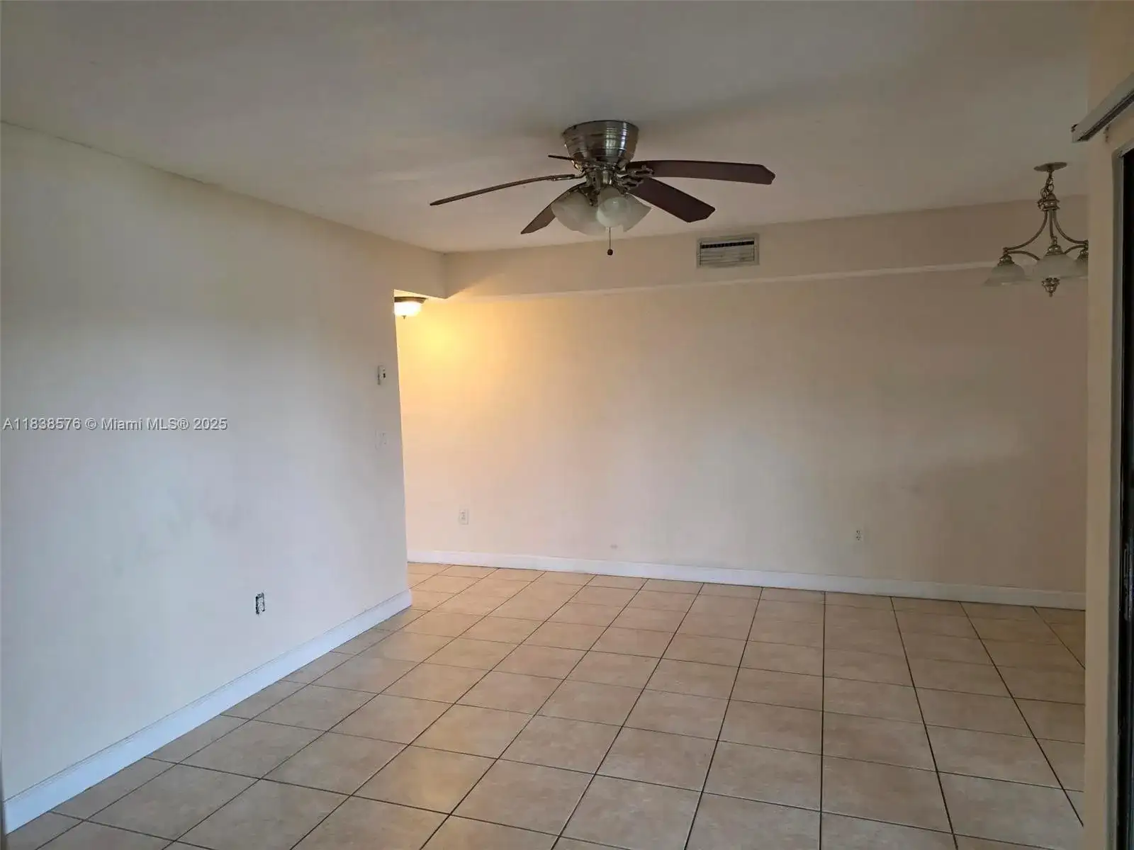 1061 Jefferson Dr # 1061C, Homestead FL 33034 photo 3