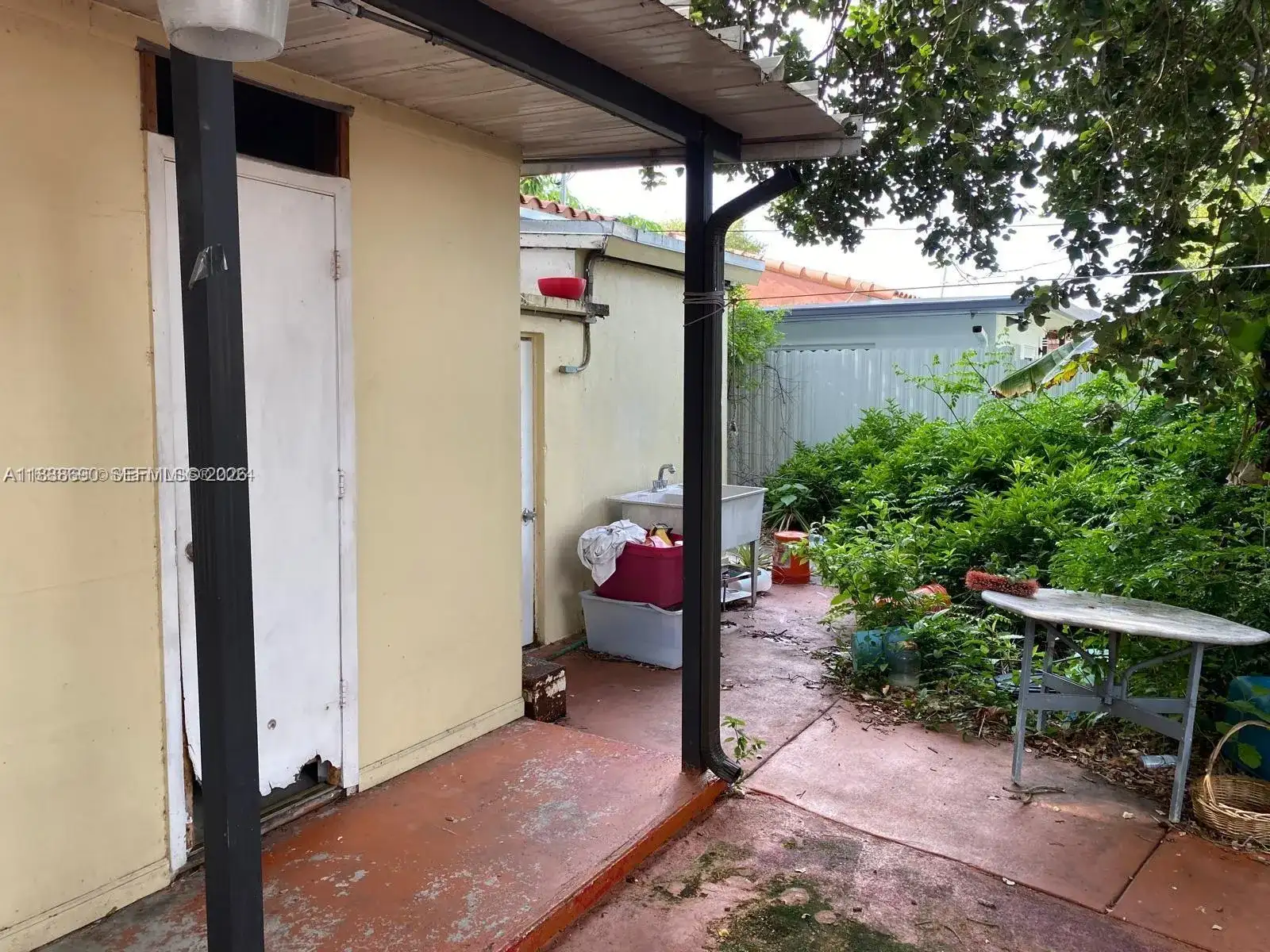 1030 NW 30th Ave, Miami FL 33125 photo 5