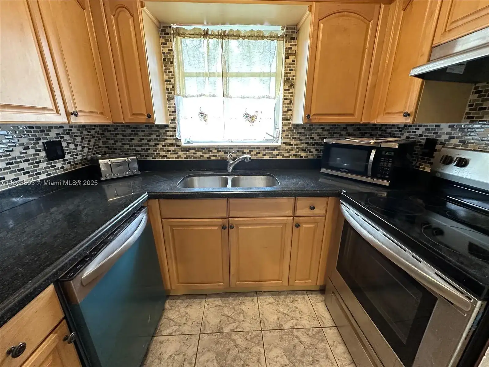 8005 Lagos De Campo Blvd # 4, Tamarac FL 33321 photo 5