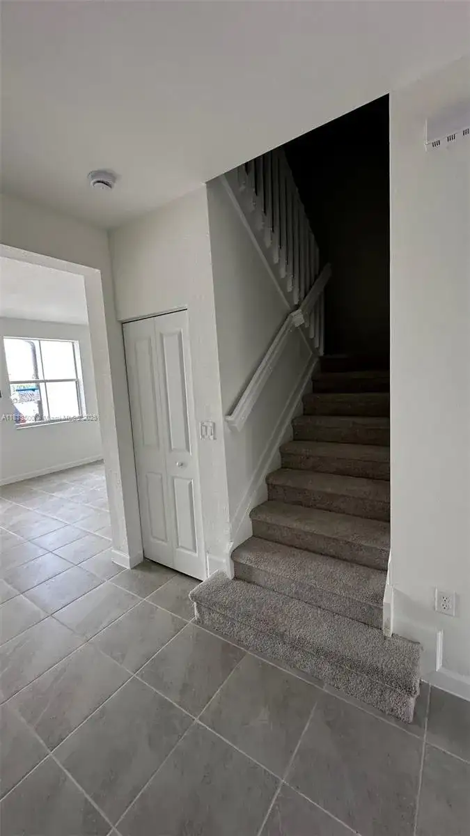 2844 SE 26th Ter, Homestead FL 33035 photo 2