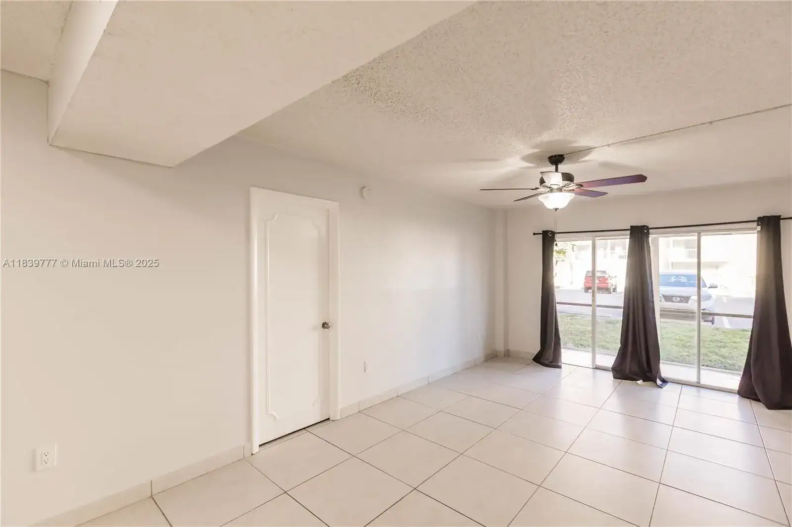 4152 Inverrary Dr # 103, Lauderhill FL 33319 photo 5