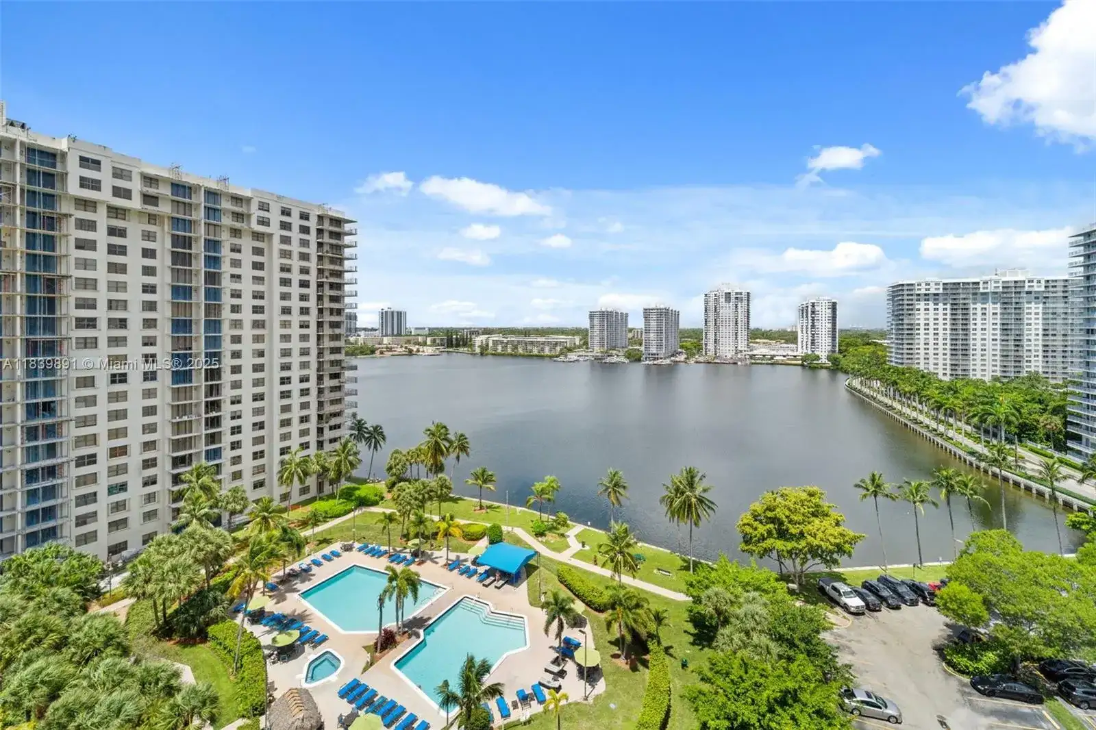 18181 NE 31st Ct # 1401, Aventura FL 33160 photo 2