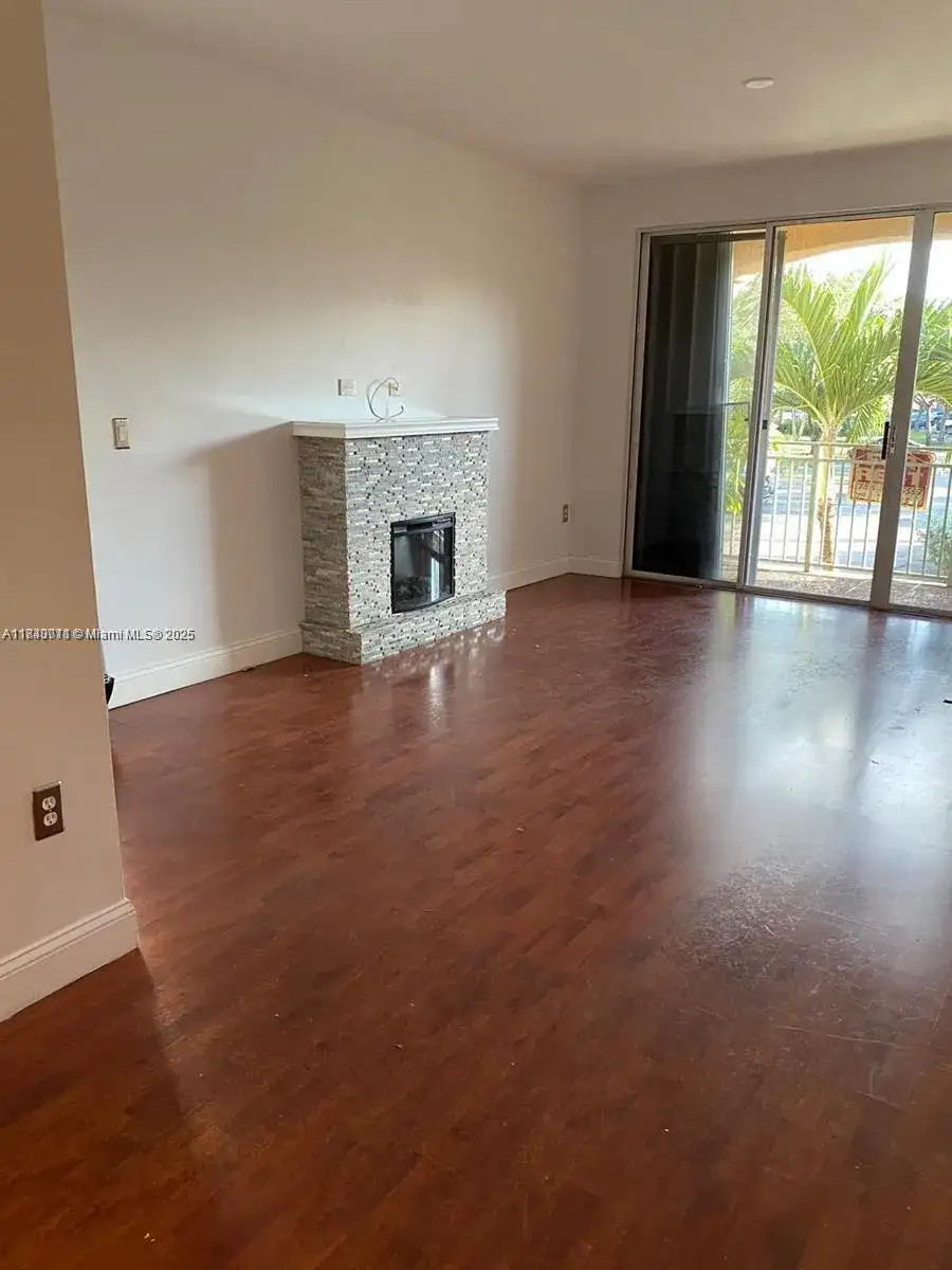 6520 NW 114th Ave # 1623, Doral FL 33178 photo 2