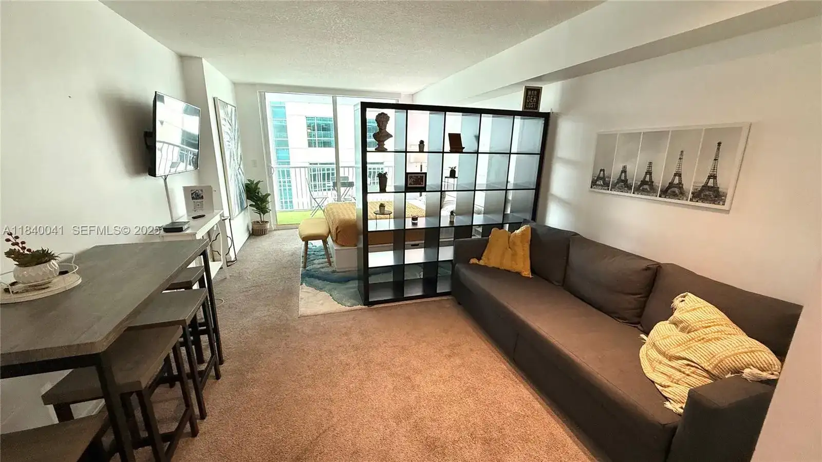 1200 Brickell Bay Dr # 2216, Miami FL 33131 photo 2