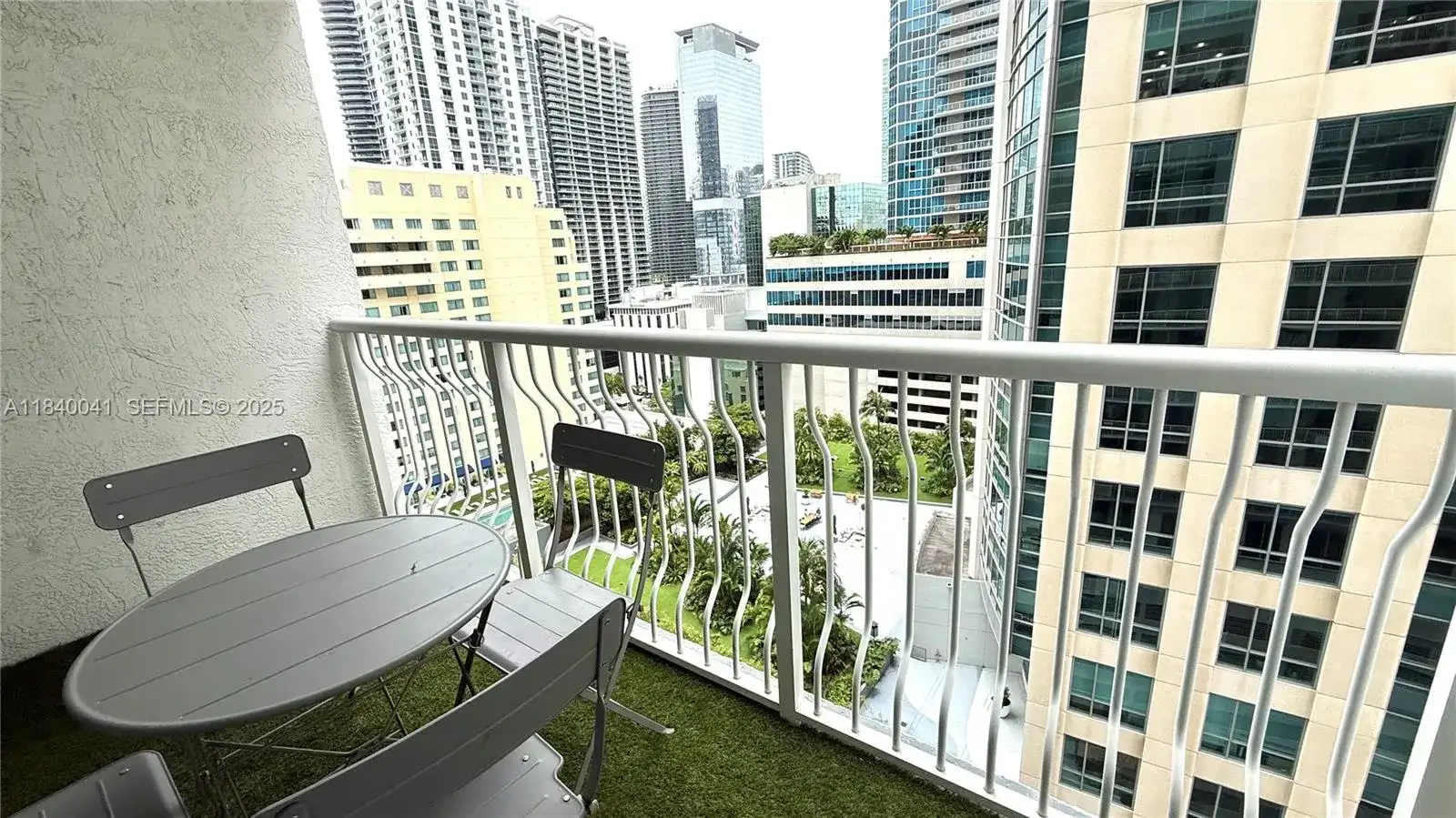 1200 Brickell Bay Dr # 2216, Miami FL 33131 photo 5