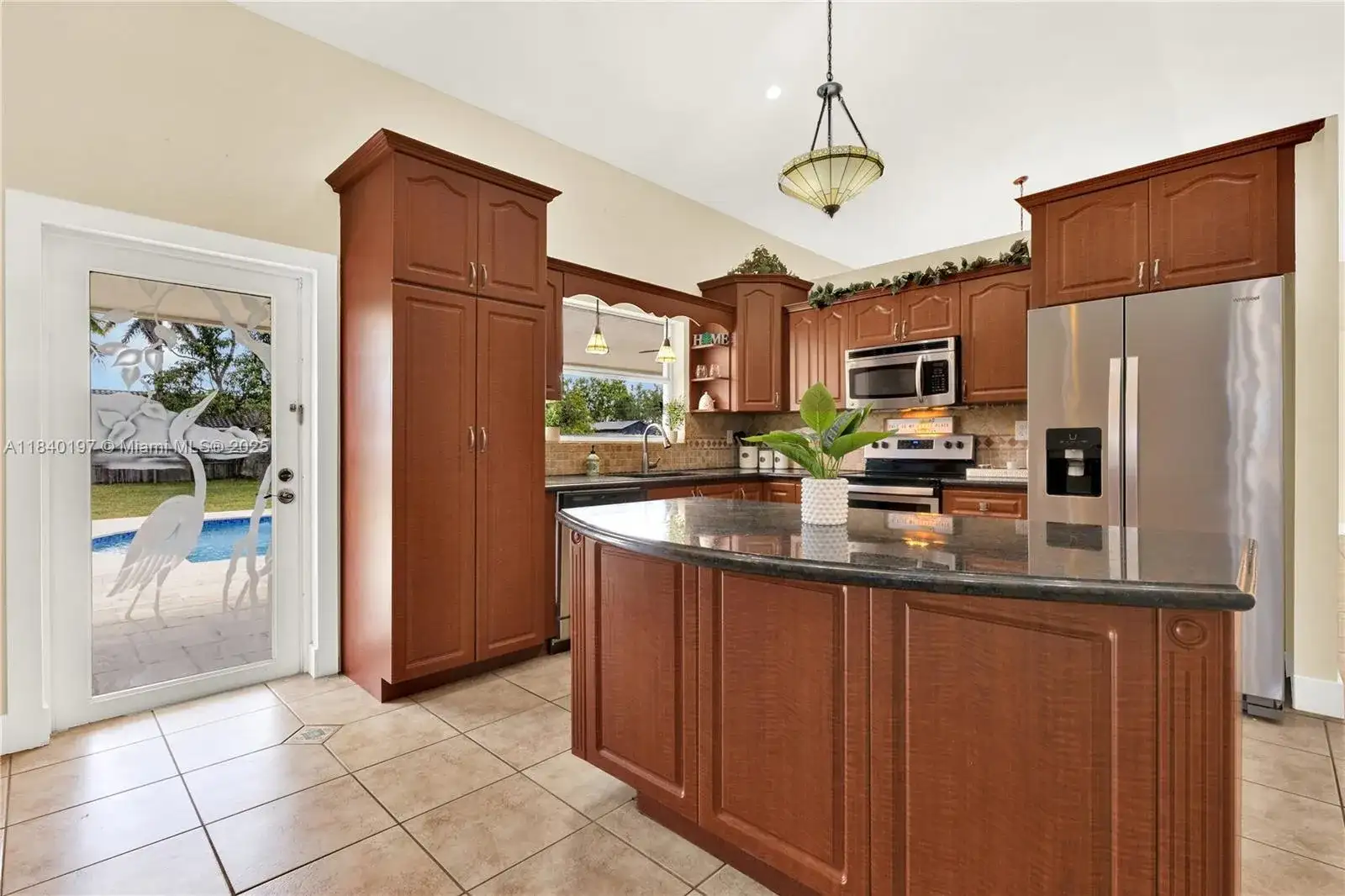 1641 NW 15th Ave, Homestead FL 33030 photo 4