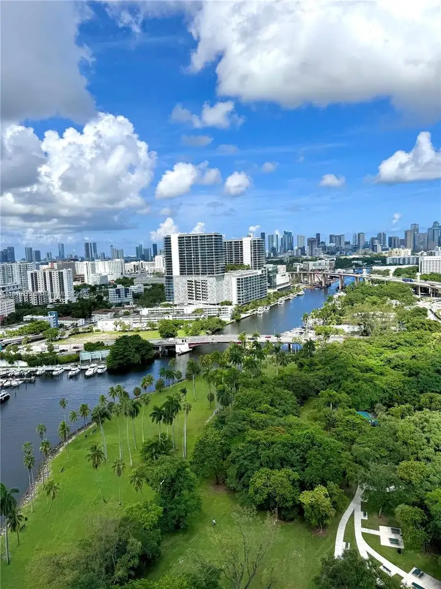 1861 NW S River Dr # 2609, Miami FL 33125 photo 3