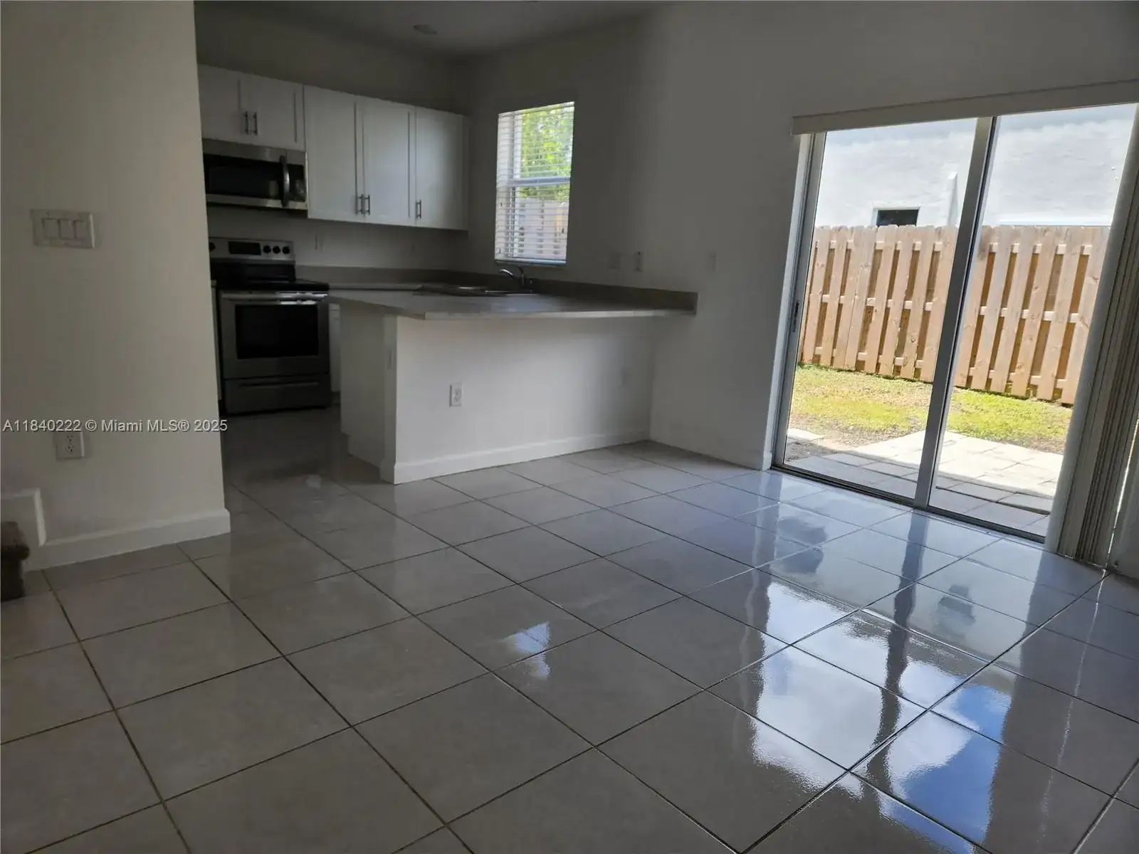 2693 SE 19th St, Homestead FL 33035 photo 5