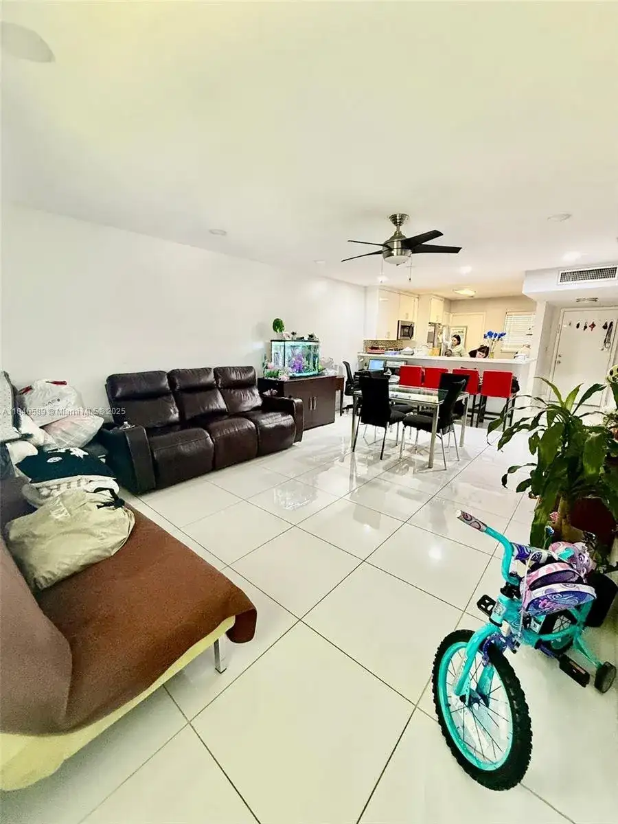 1400 NE 191st St # 323, Miami FL 33179 photo 4