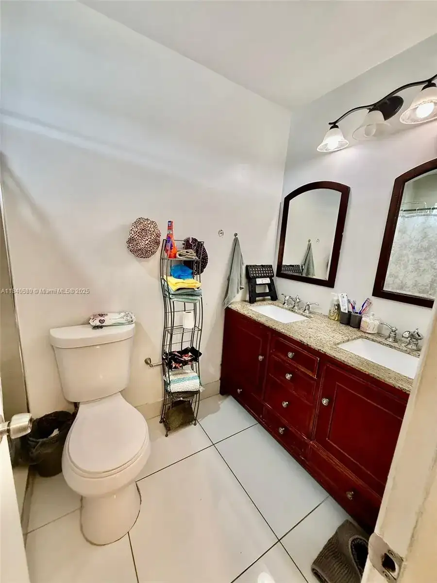 1400 NE 191st St # 323, Miami FL 33179 photo 5