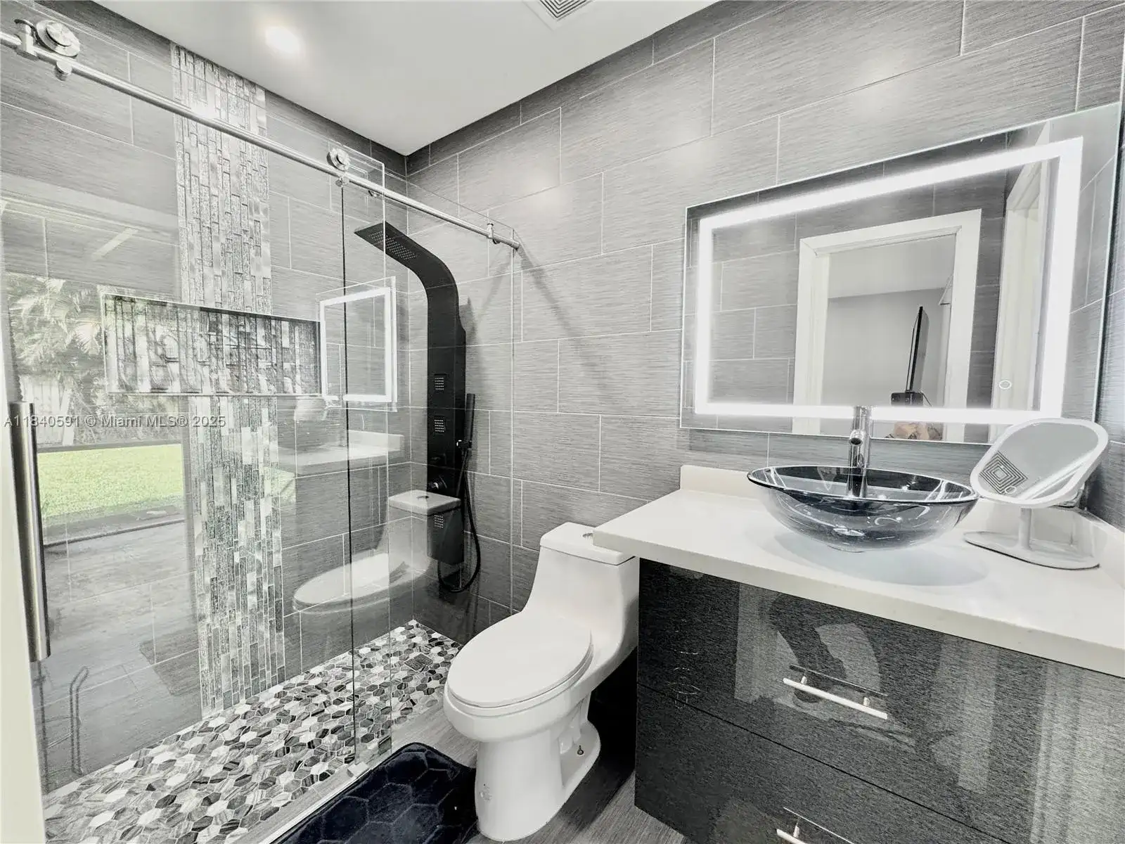 161 NW 46th Ter, Plantation FL 33317 photo 5