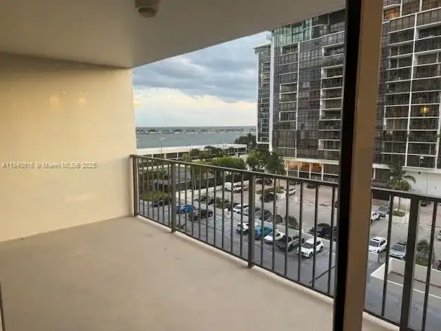 1901 Brickell Ave # B707, Miami FL 33129 photo 2