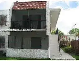 8701 SW 141st St # M2, Palmetto Bay FL 33176 photo 2