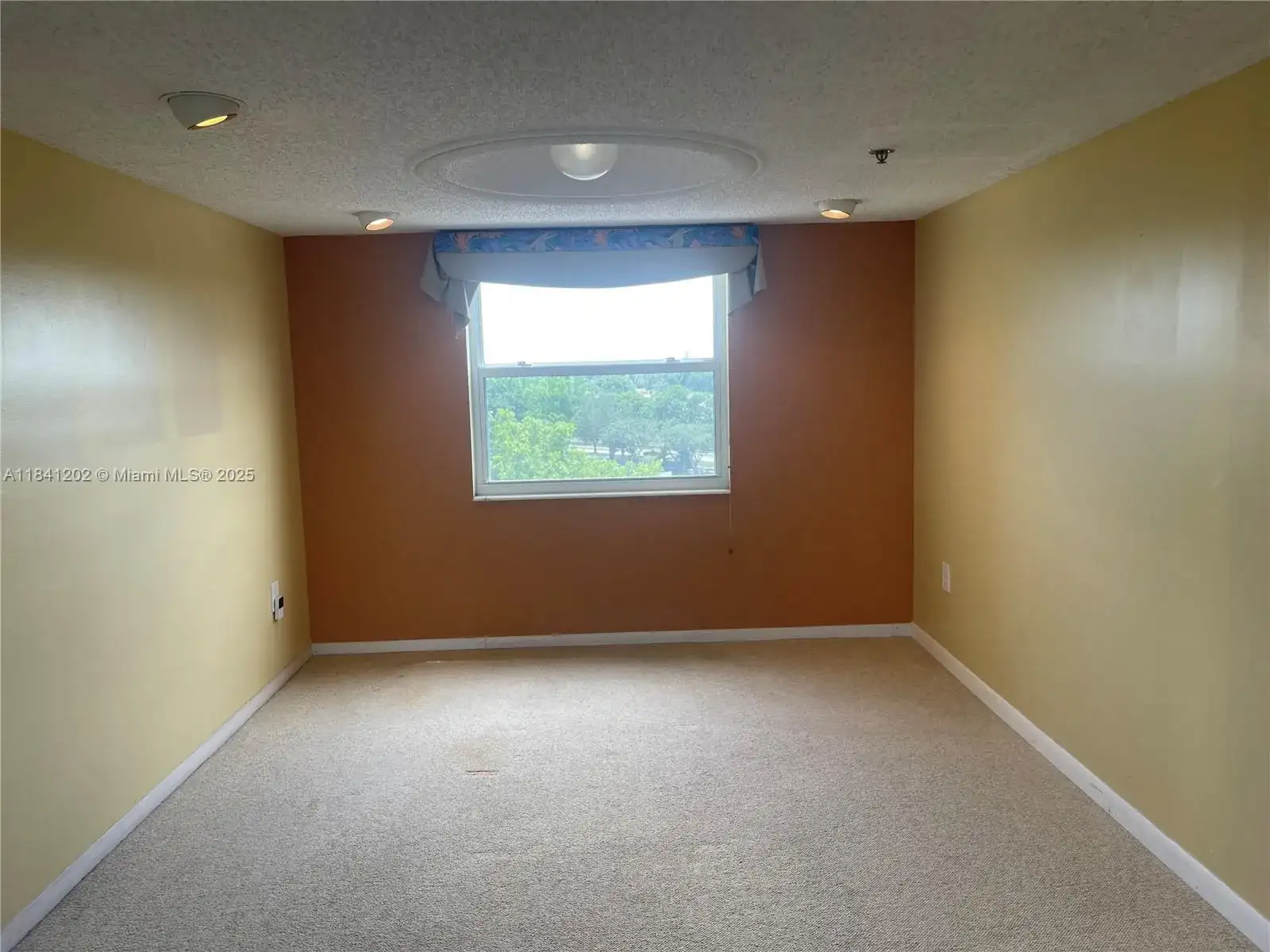 3940 Inverrary Blvd # 701A, Lauderhill FL 33319 photo 4