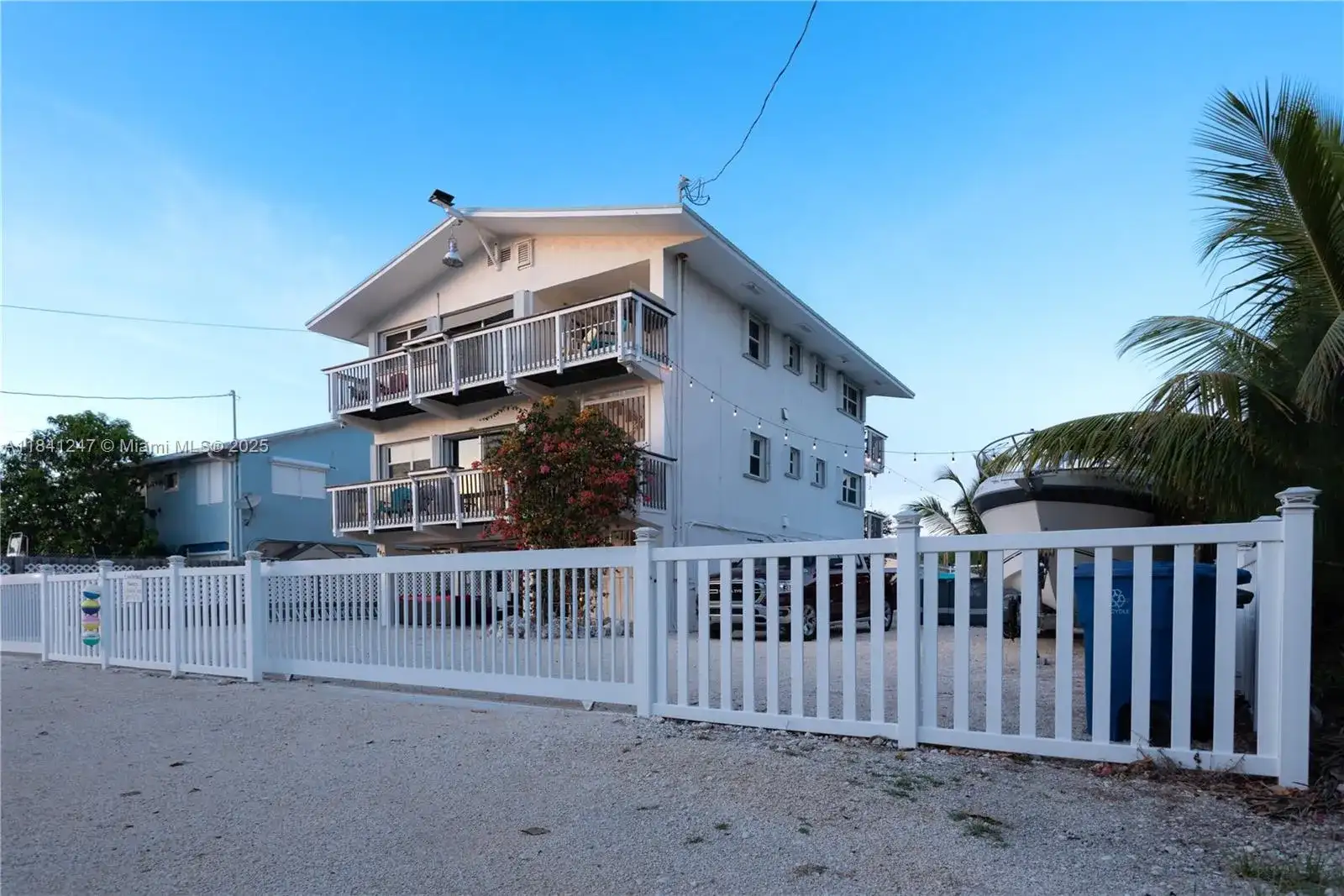 442 48th Street Ocean, Marathon FL 33050 photo 2