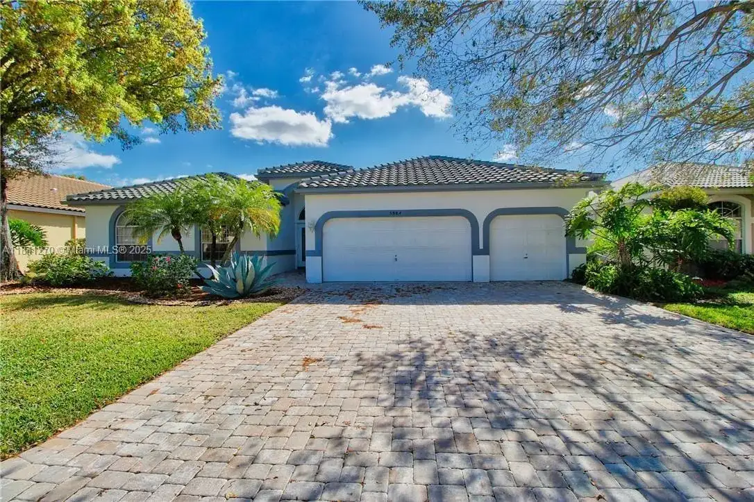 5984 NW 74th St, Parkland FL 33067 photo 2