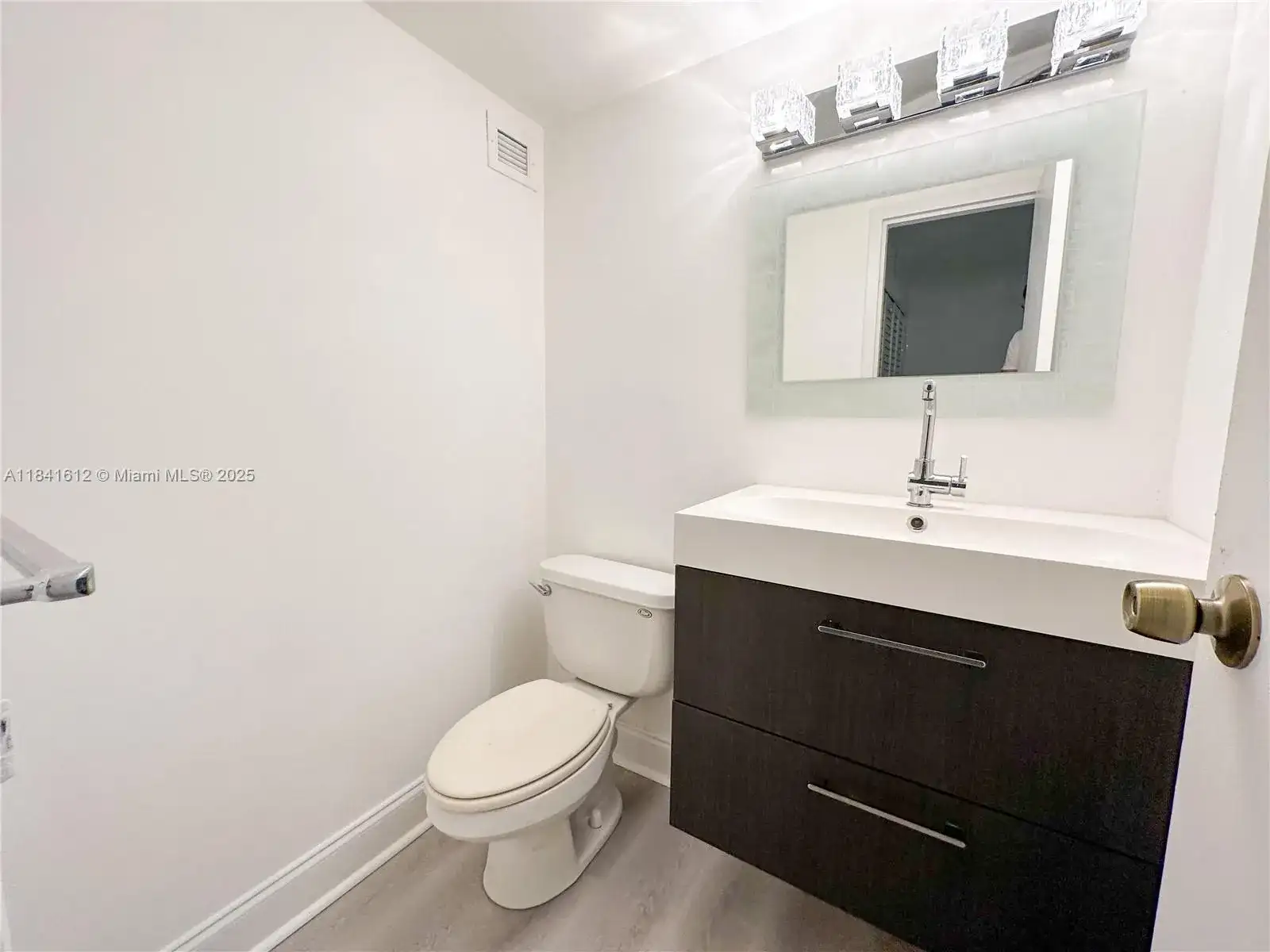 17011 N Bay Rd # 216, Sunny Isles Beach FL 33160 photo 4