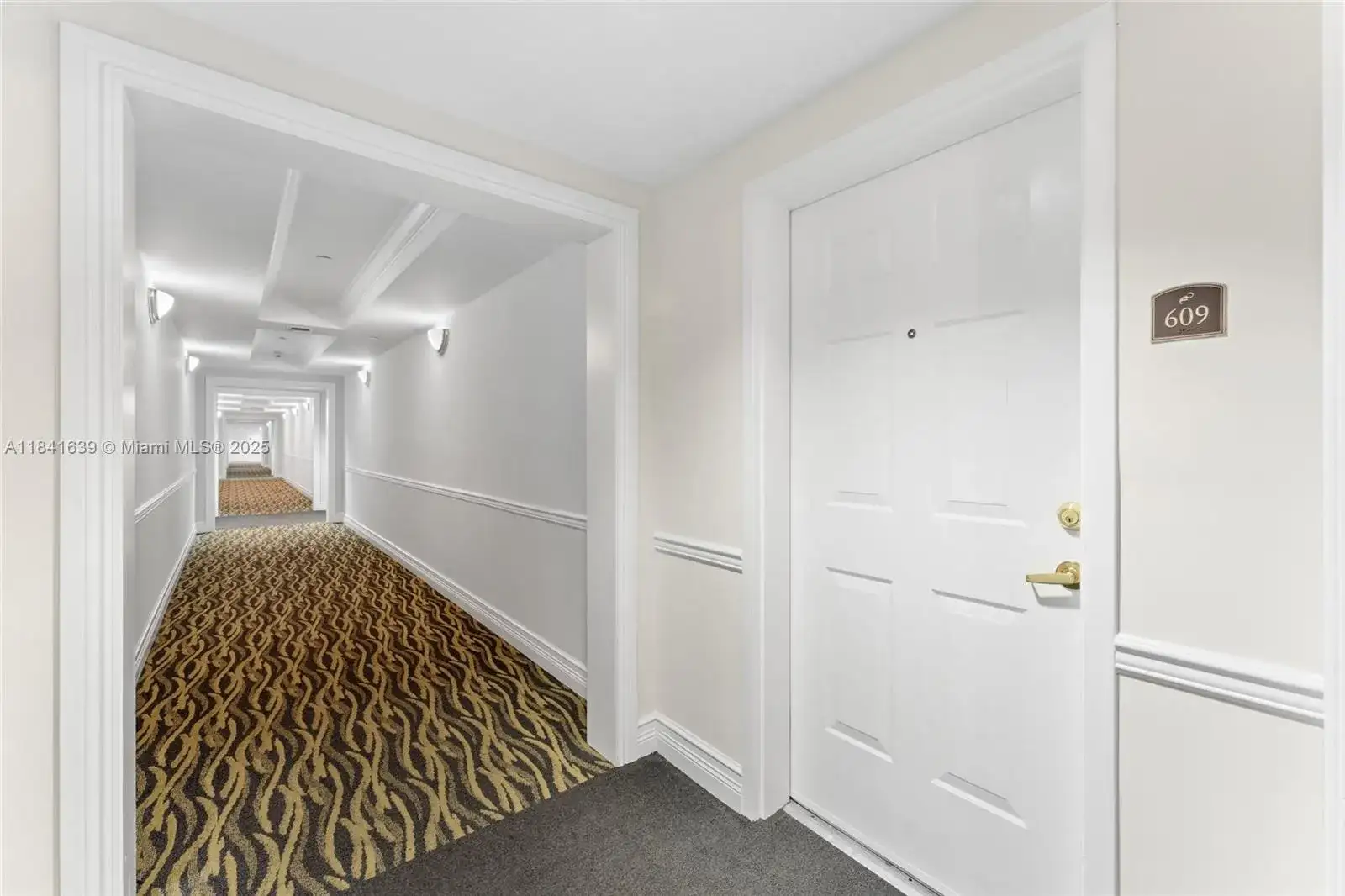 4100 Salzedo St # 609, Coral Gables FL 33146 photo 2