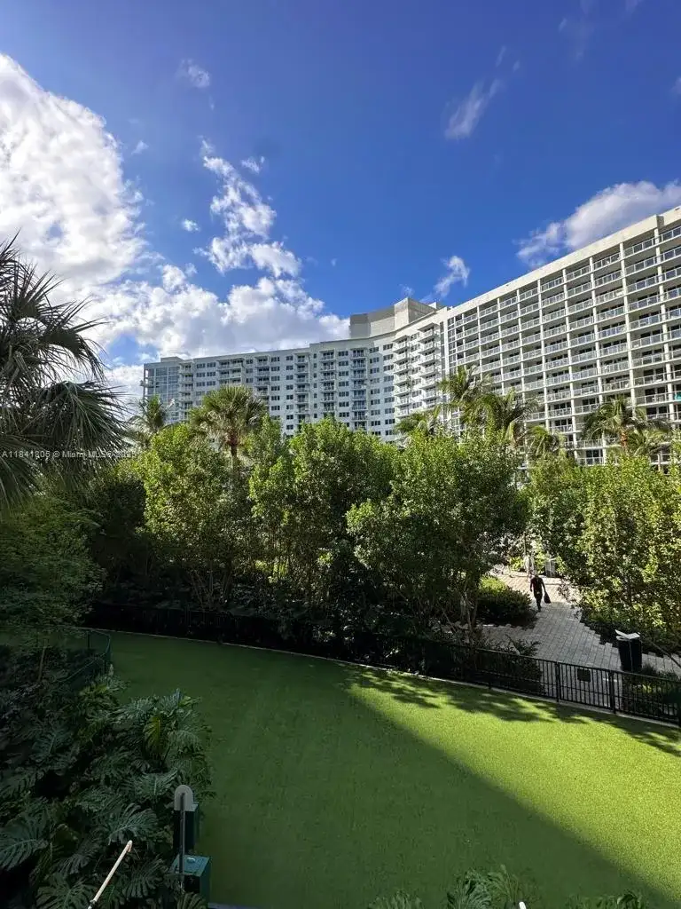 1500 Bay Rd # 264S, Miami Beach FL 33139 photo 2