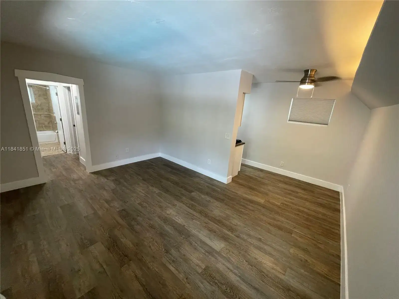125 Edgewater Dr # 12A, Coral Gables FL 33133 photo 2