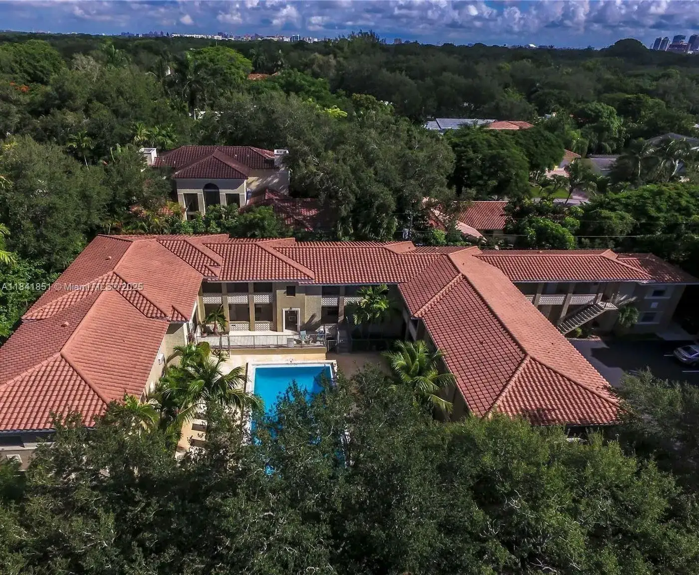 125 Edgewater Dr # 12A, Coral Gables FL 33133 photo 4