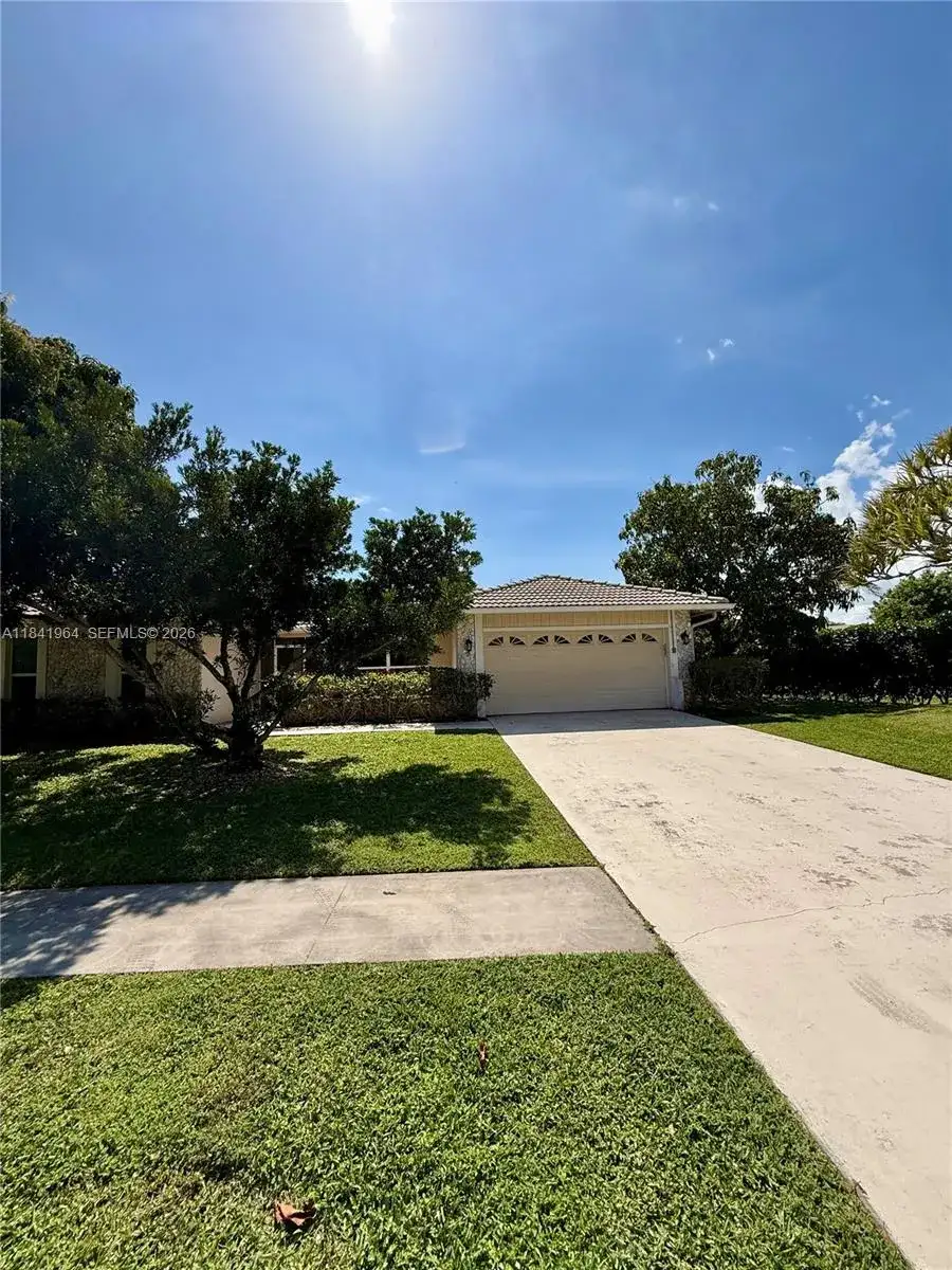 10126 Crosswind Rd, Boca Raton FL 33498 photo 3