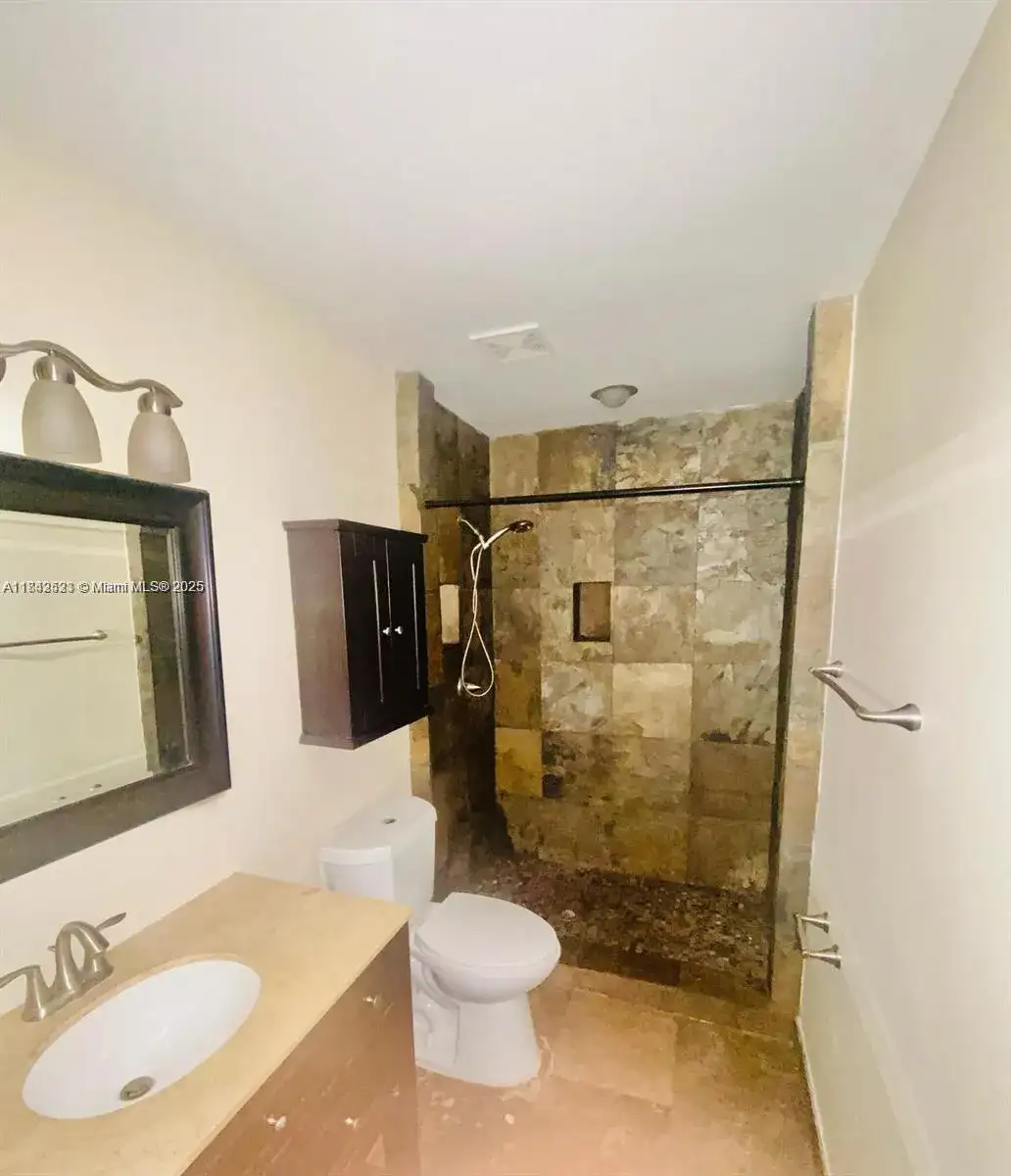 3461 NW 44th St # 203, Oakland Park FL 33309 photo 4