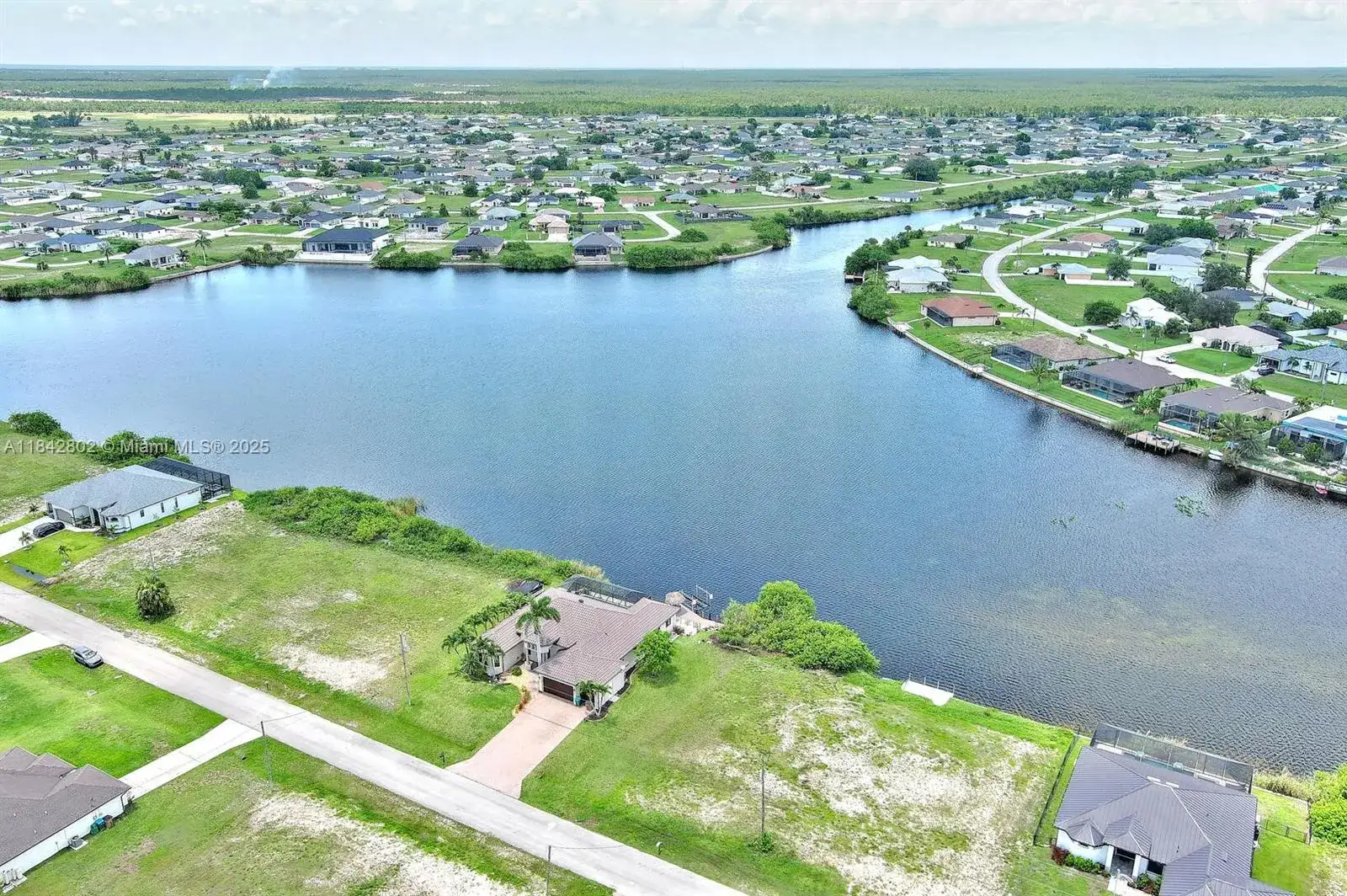 401 NW 24th Ter, Cape Coral FL 33993 photo 3