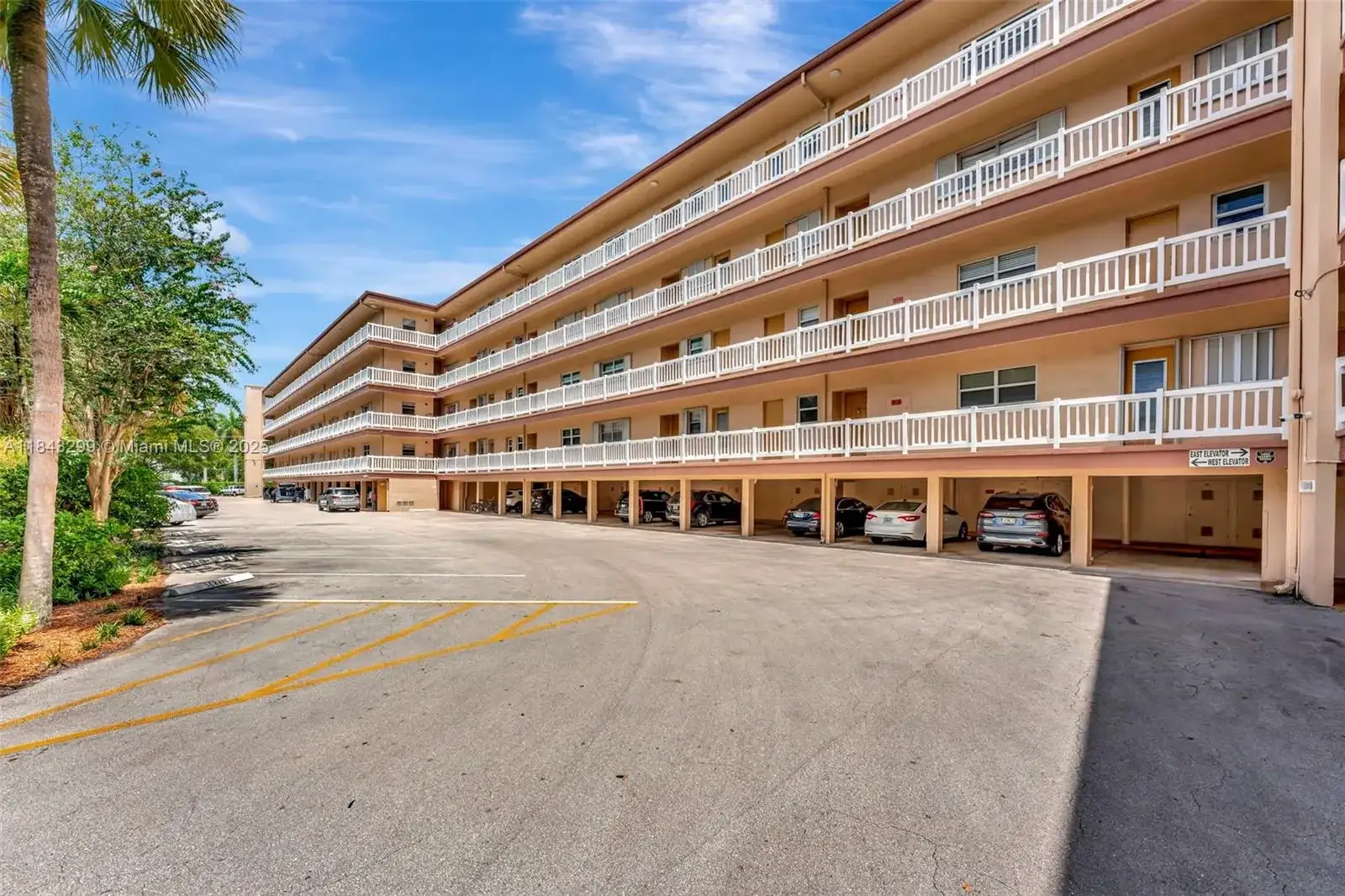 6751 Cypress Rd # 306, Plantation FL 33317 photo 2