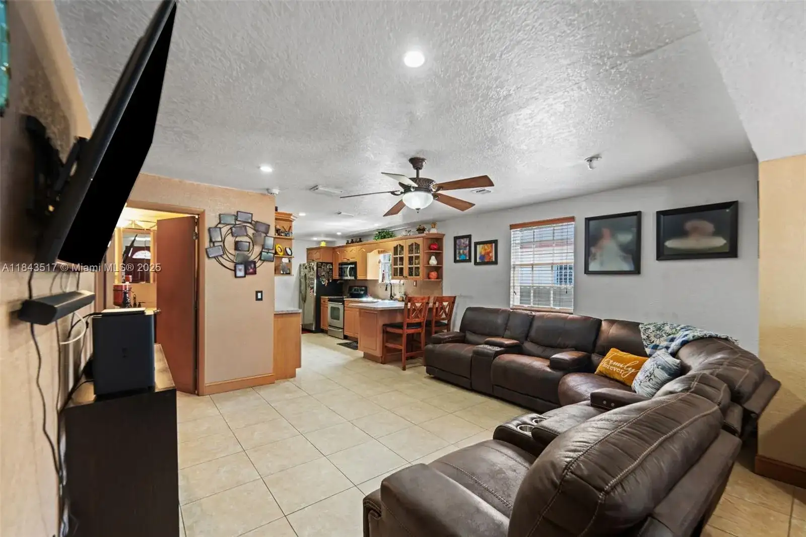 3140 NW 59th St, Miami FL 33142 photo 5