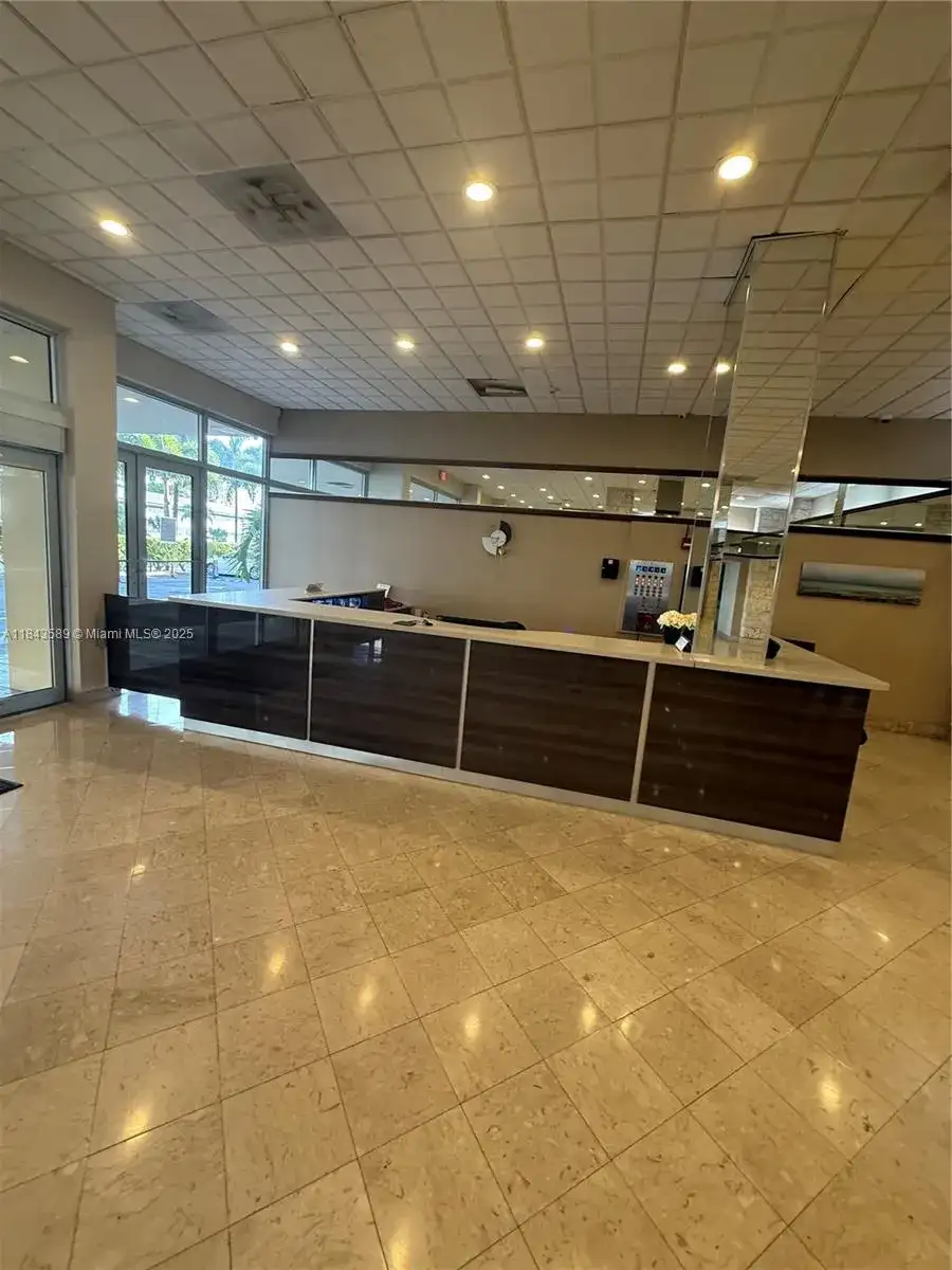 231 174th St # 1611, Sunny Isles Beach FL 33160 photo 4