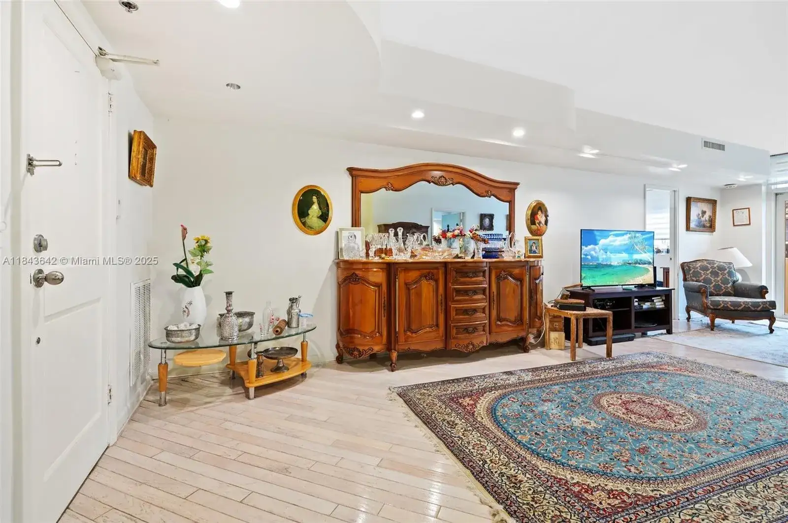 10185 Collins Ave # 1211, Bal Harbour FL 33154 photo 3
